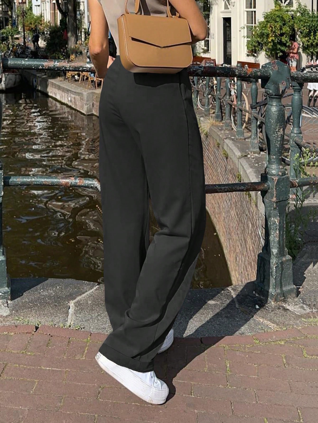 Wide Leg Jeans - Photo 4